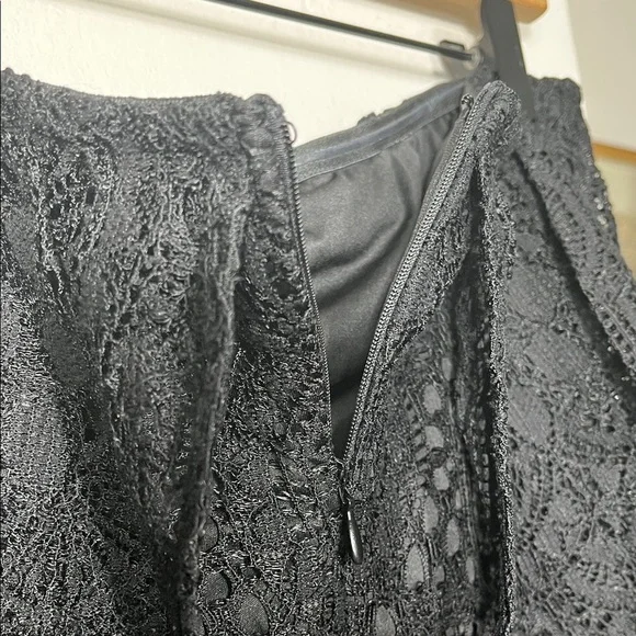 BB Dakota Elegant Black Strapless Lace Dress - Picture 9 of 10